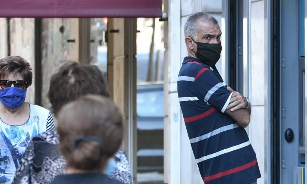 Κορωνοϊός: Σε ποιες υπηρεσίες και καταστήματα είναι υποχρεωτική η μάσκα